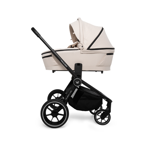 Trio Muuvo Quick 4.0 con seggiolino auto Cosmo Black by Avioinaut