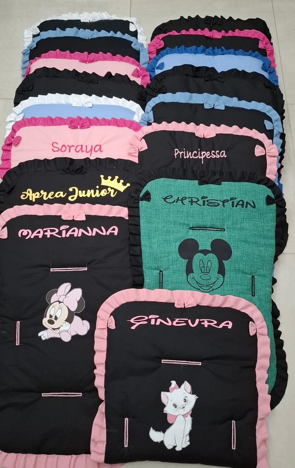 Copripasseggino con stampa personaggio e nome